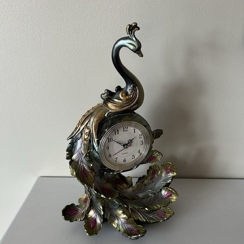 Bellissimo Orologio Stand Up Gioiellato Glitterato Pavone Quarzo Alto 13,5"
