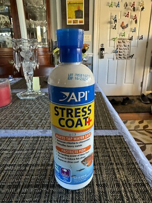 API STRESS COAT Aquarium Water Conditioner 16-Ounce Bottle -