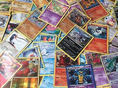 25 Random Pokemon Cards Lot