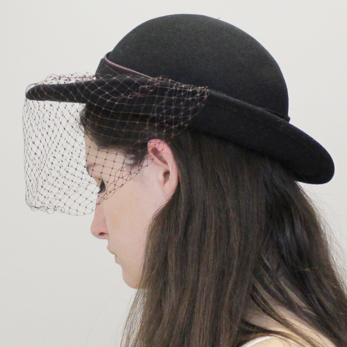 Vintage 60s 100% Wool Doeskin Hat by Junior Seasons Ribbon 