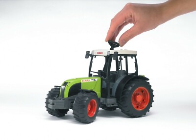 Bruder Spielzeug 02110 Claas Nectis 267 F Traktor Schlepper Trecker Bulldog Neu