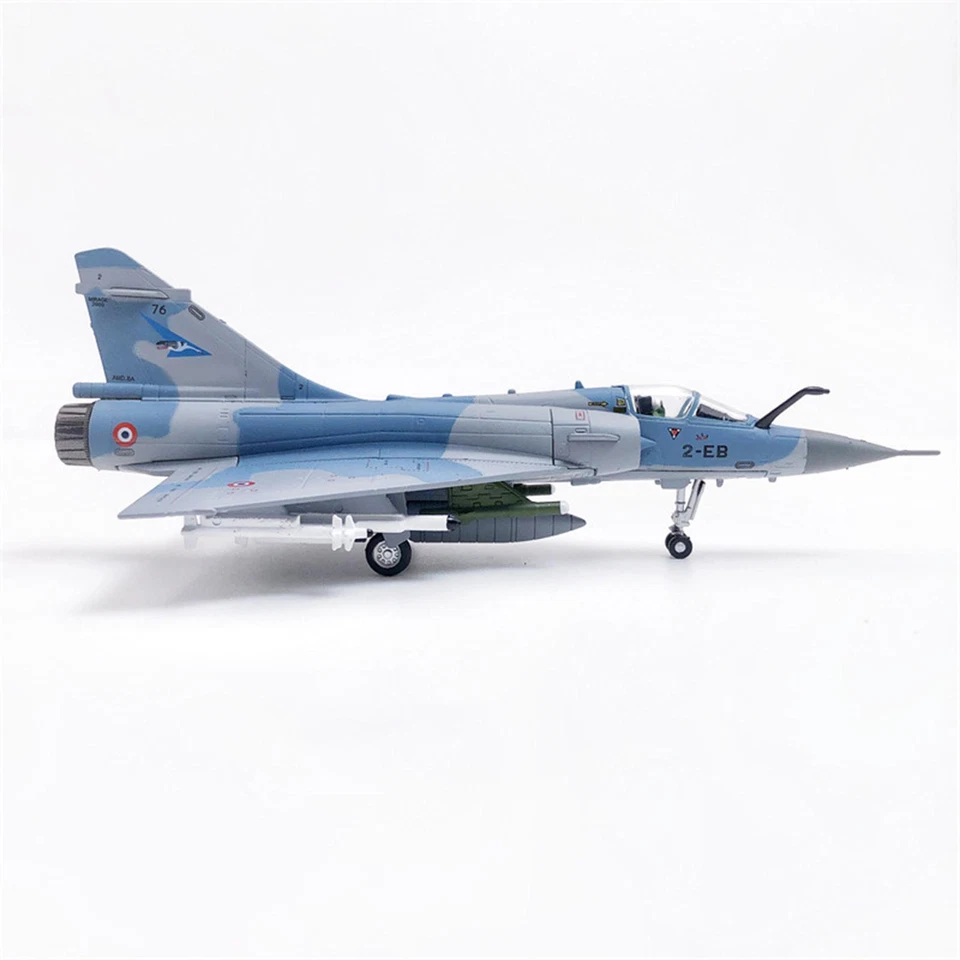 1/100  Modello di aereo da caccia con espositore, miniatura - Immagine 4 di 4