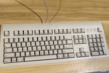 Vintage Apple Design Keyboard M2980  Apple Desktop Bus Mouse II M2706