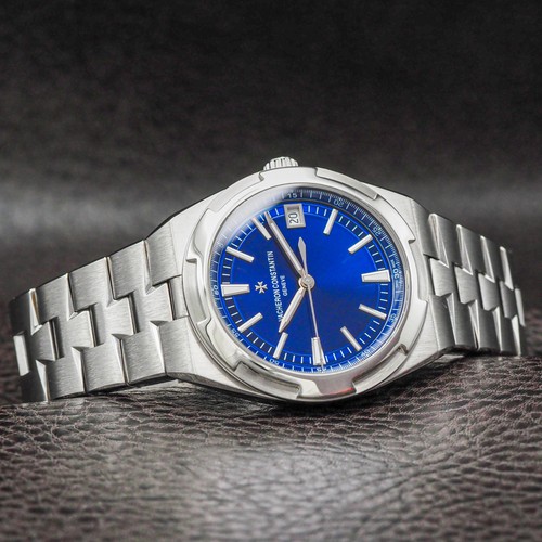 2019 Vacheron Constantin Overseas 41mm Blue Dial Complete Set 4500V/110A-B128