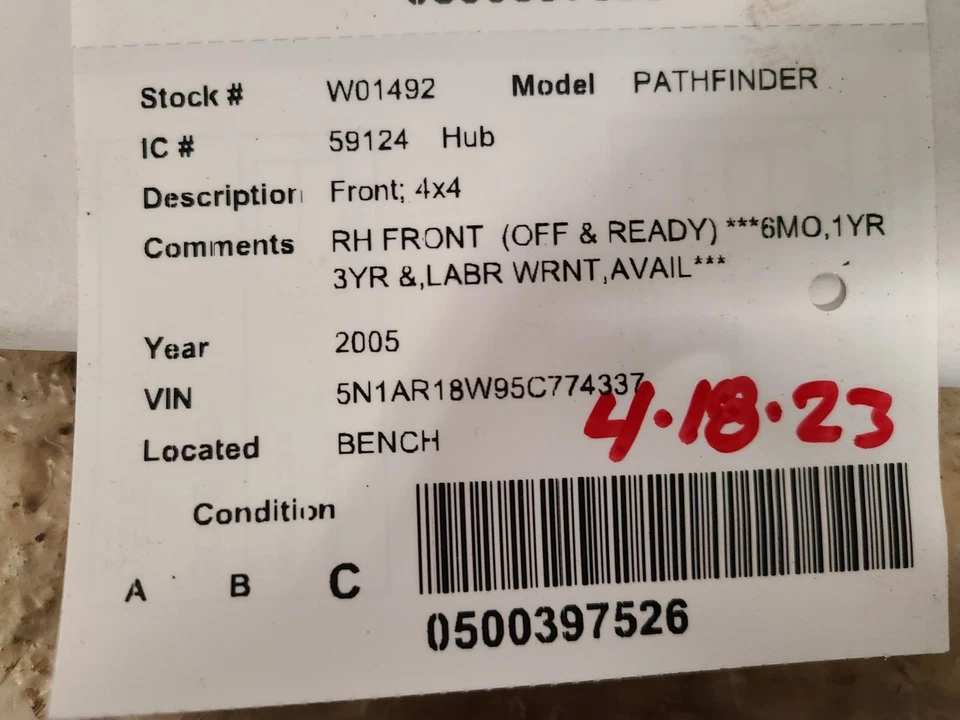 Used Front Wheel Hub fits: 2005 Nissan Pathfinder Front 4x4 6 cylinder hub only - Image 3 of 4