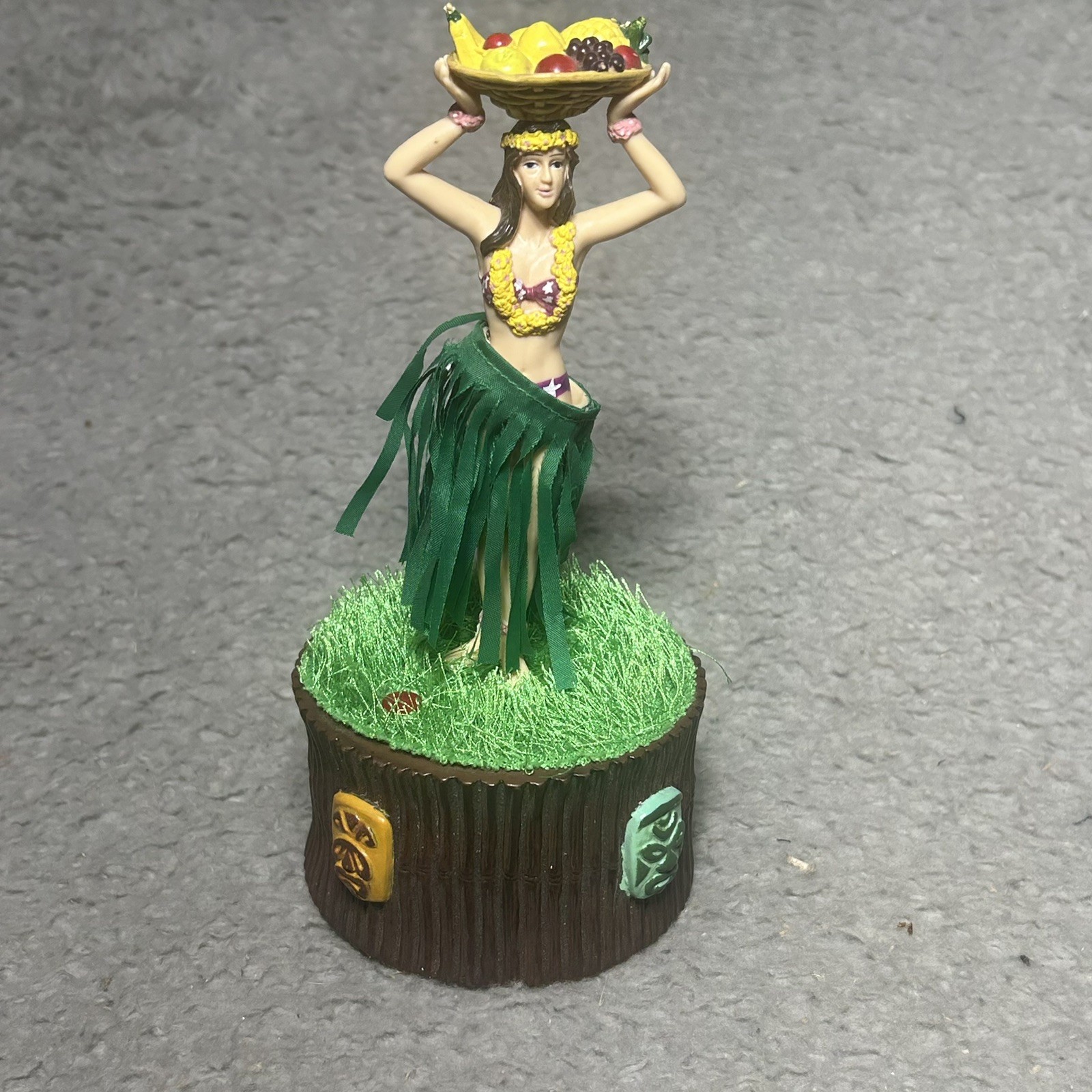 Picture 1 of 6