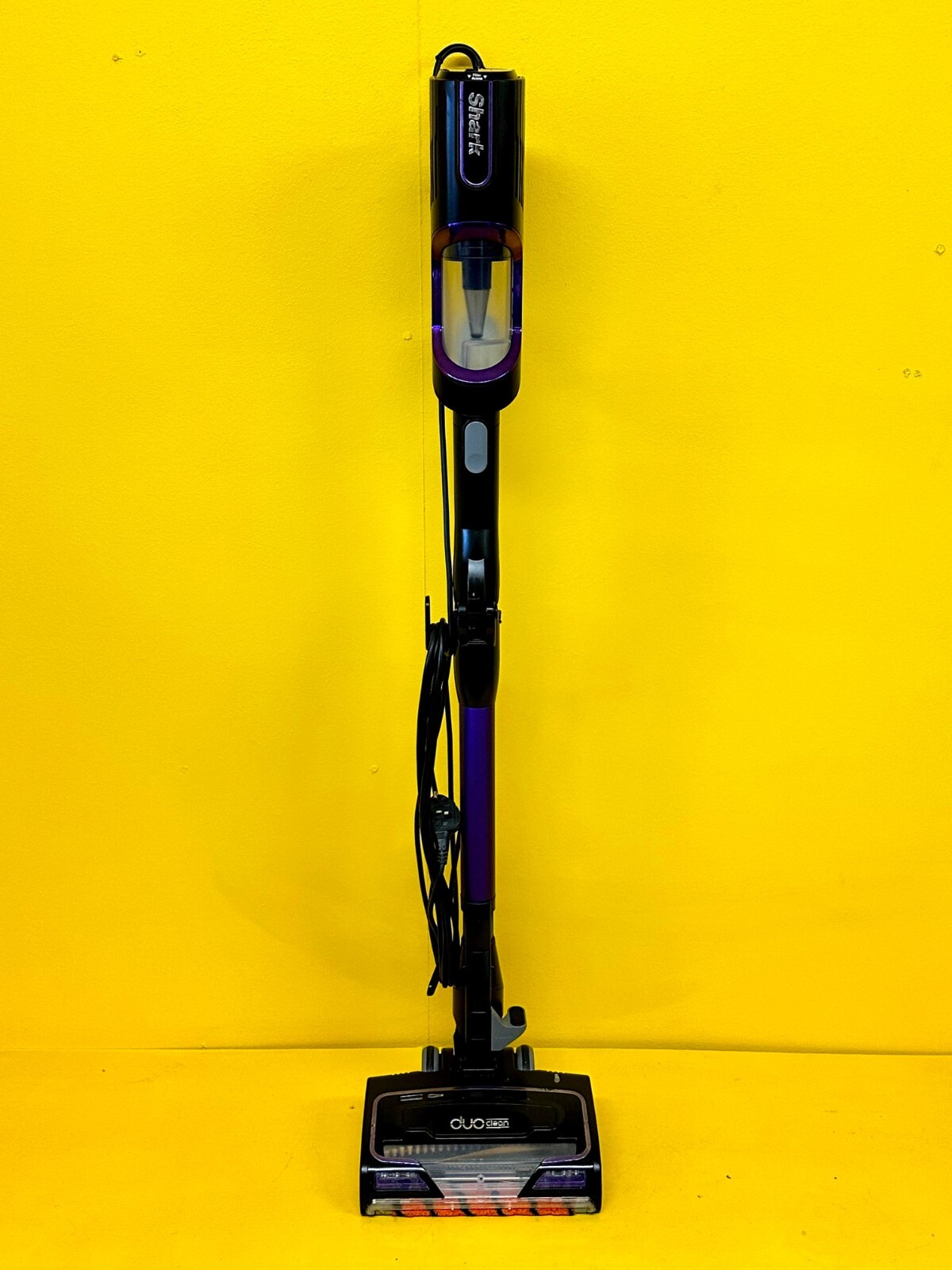 SHARK HZ500 ANTI HAIR WRAP ANIMAL PET PURPLE CORDED STICK VACUUM