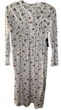 NWT Aria Collection Long Sleeve Nightgown Soft Velour Cardinal Pattern Med