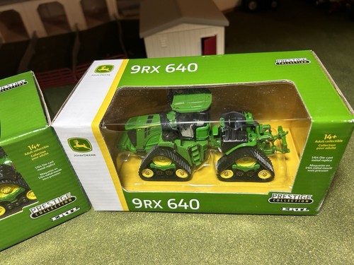 1/64 Ertl John Deere 9RX 830, 9RX 640 & 9R 640 Prestige 4WD Tractors - Picture 5 of 7