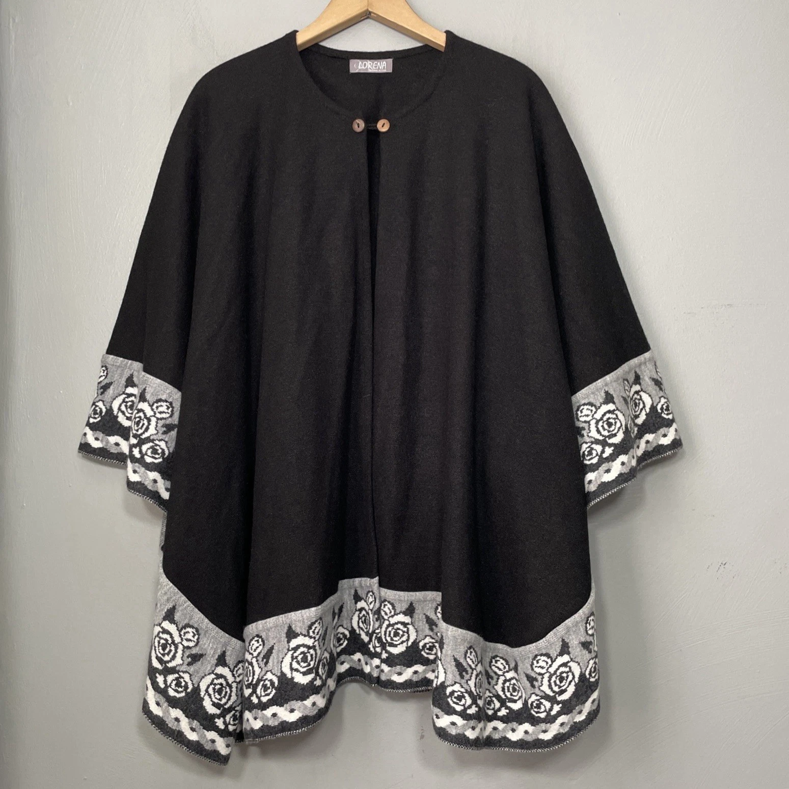Lorena Sweater Cape Size XL Black White Rose Floral Artsy Chic Poncho Ecuador