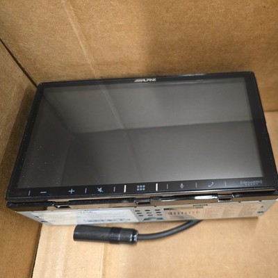 Alpine iLX-W650 7'' Touchscreen Bluetooth Media Radio-Receiver (RADIO ONLY )
