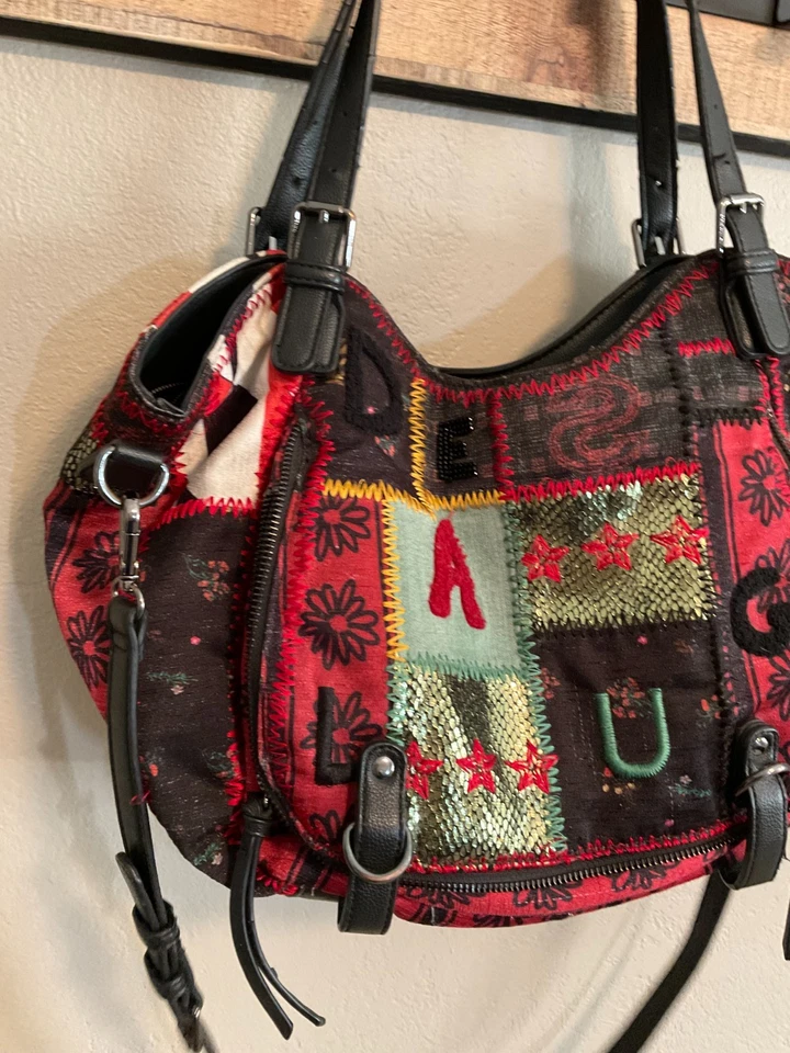 Bolso Cartera Convertible Desigual Negro Rojo Patchwork Foto 3 de 4