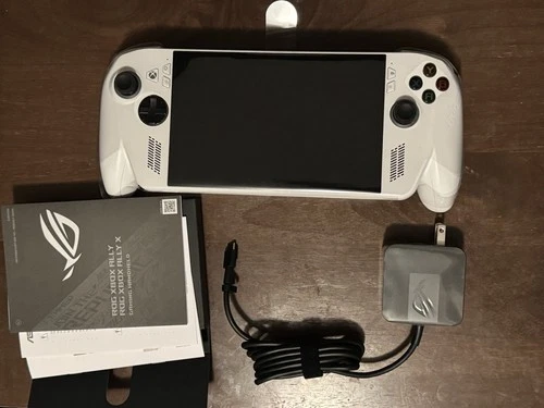 ASUS ROG Xbox Ally - 7” 1080p 120HZ, 512GB SSD, AMD Ryzen Z2 A 16gb No Box