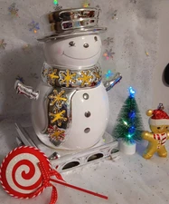 2012 Bath & Body Works  Statkin Snowman Sled 3 Wick Candle Luminary 13''