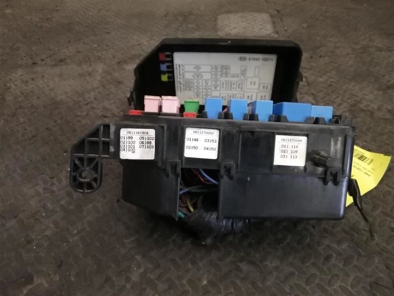 Fuse Box Engine Fits 06-07 RIO 2048617 - Image 4 of 4