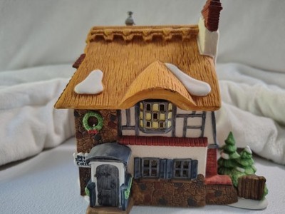 Dept 56 Christmas David Copperfield Betsy Trotwoods Cottage Hand painted W/Box