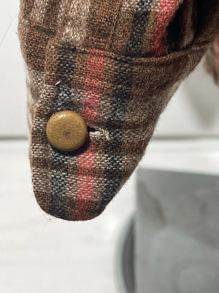 Vintage Grant Crest Mens XL  17-17 1/2 Plaid Wool Long Sleeve Button Up Shirt - Image 3 of 4