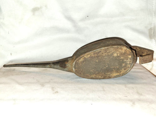 Vintage Manual Hand Pump Tin Oil Bottle for Automobile Garage Use Collectible - Picture 10 of 12