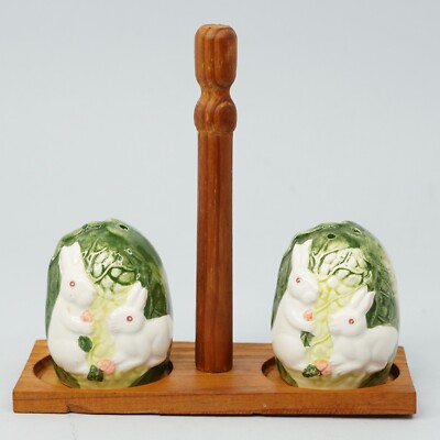 Easter Bunnies Salt Pepper Shaker Wooden Dowel Stand Lettuce 2.5'' tall Egg Shape