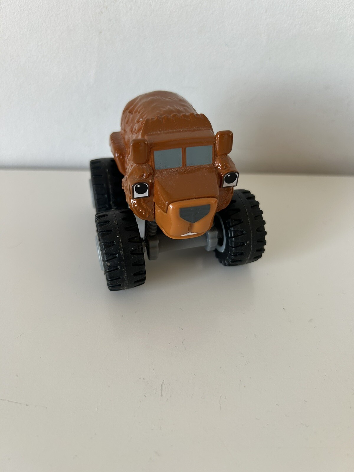 Picture 2 of 4