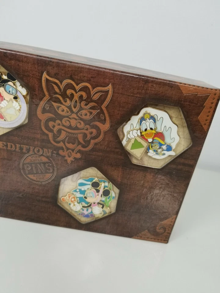 Disney World Expedition PINS 2008 Everest Limited Edition 300 4 Pin Box Set RARE - Image 4 of 4