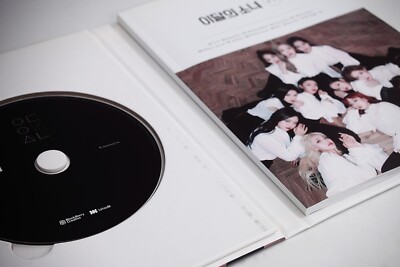 LOONA ＋＋限定盤A初版★トレカ付き Limited Edition Loona X X Album Cover - B Version with Photocard