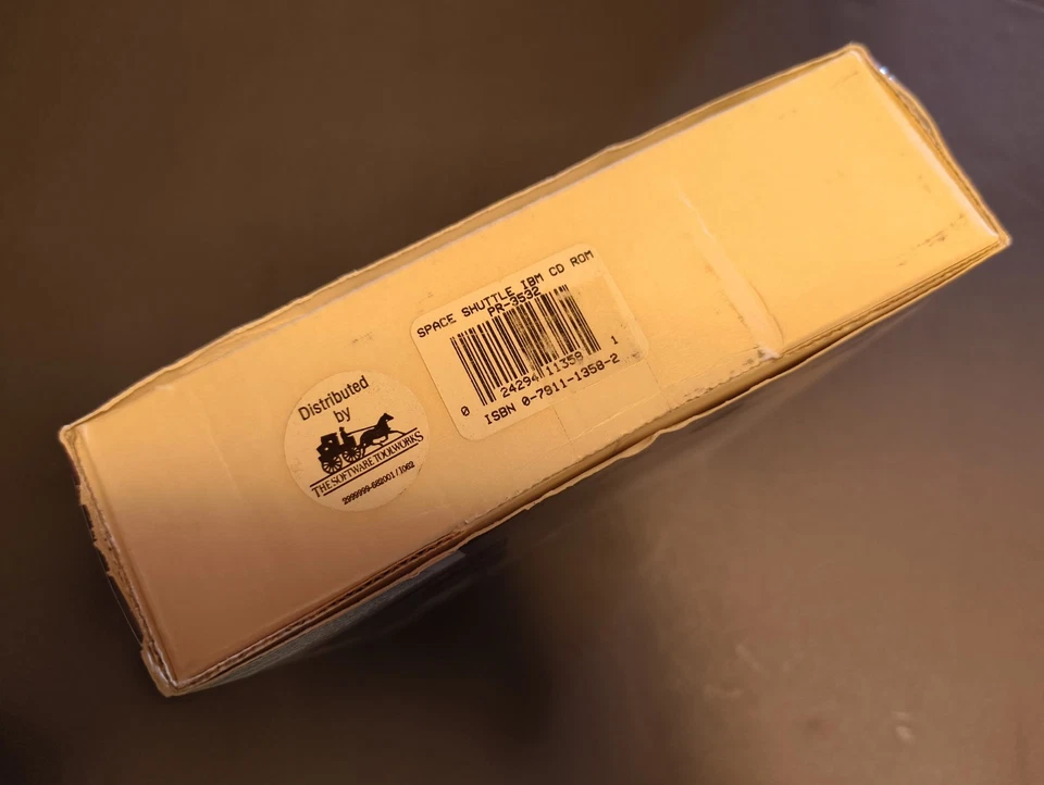 The Software Toolworks Presents Space Shuttle PC Big Box CD-ROM - Image 4 of 4