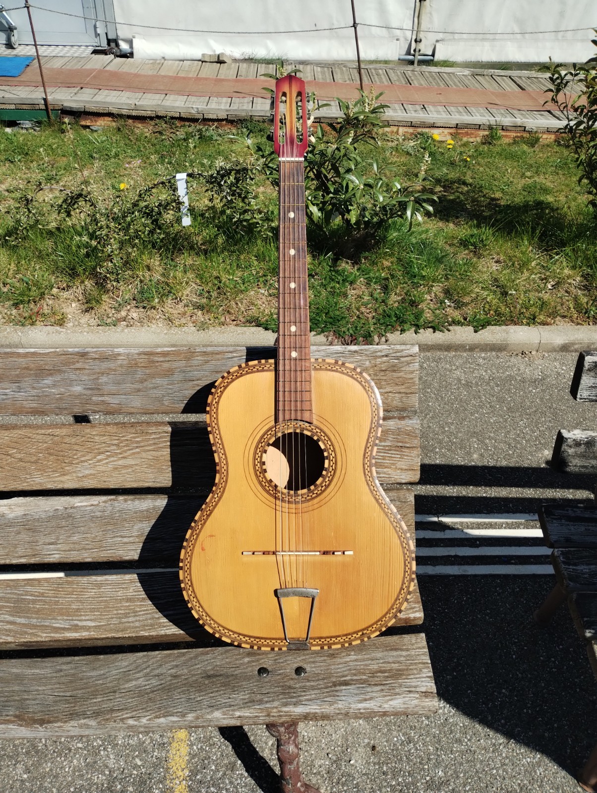 Guitare acoustique Jazz Manouche ancienne Vintage marquetée Luthier France 20