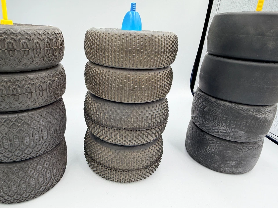 ProLine 2WD 4WD Front Rear 2.2 Buggy Carpet Tire Lot Associated Losi Traxxas New - Image 4 of 4