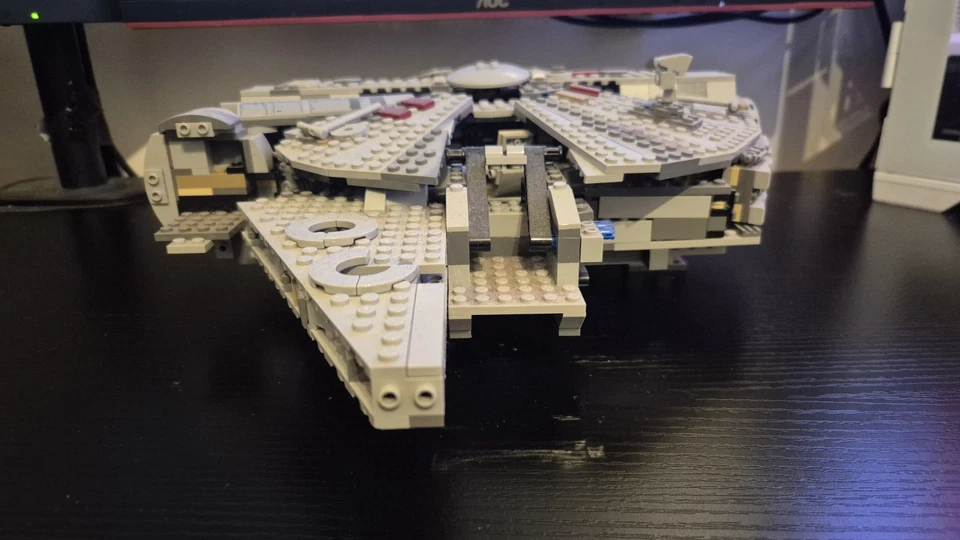 LEGO Star Wars 75257 Millennium Falcon, Foto 3 von 4