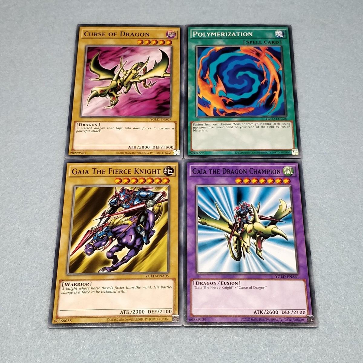 PSA9 遊戯王　旧アジア版　GAIA THE DRAGON CHAMPION 51PN2-WJYvL._UF350,350_QL50_.jpg