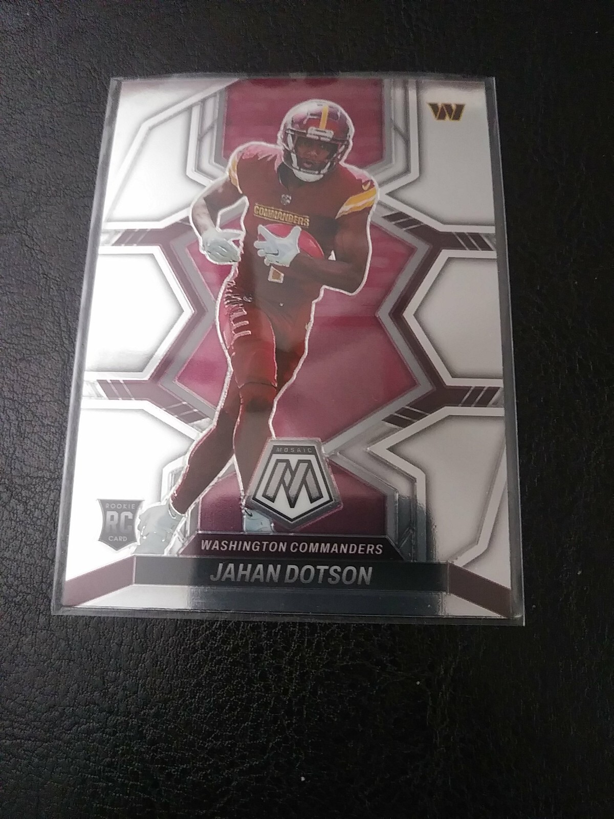 2022 Panini Mosaic Jahan Dotson Base Rookie RC #314 Washington Commanders