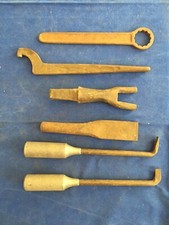 LOTTO ATTREZZI IN FERRO BATTUTO - PRIMI 900