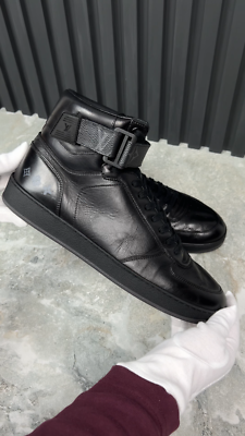 Louis Vuitton Rivoli High Top Monogram Sneaker Black Leather 8 LV