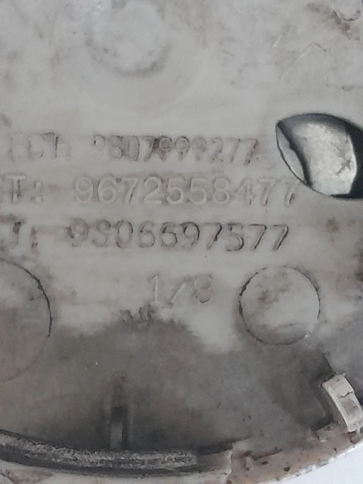 PEUGEOT 3008 SUV TAPA CENTRAL LLANTA ALEACIÓN X1 Foto 3 de 3