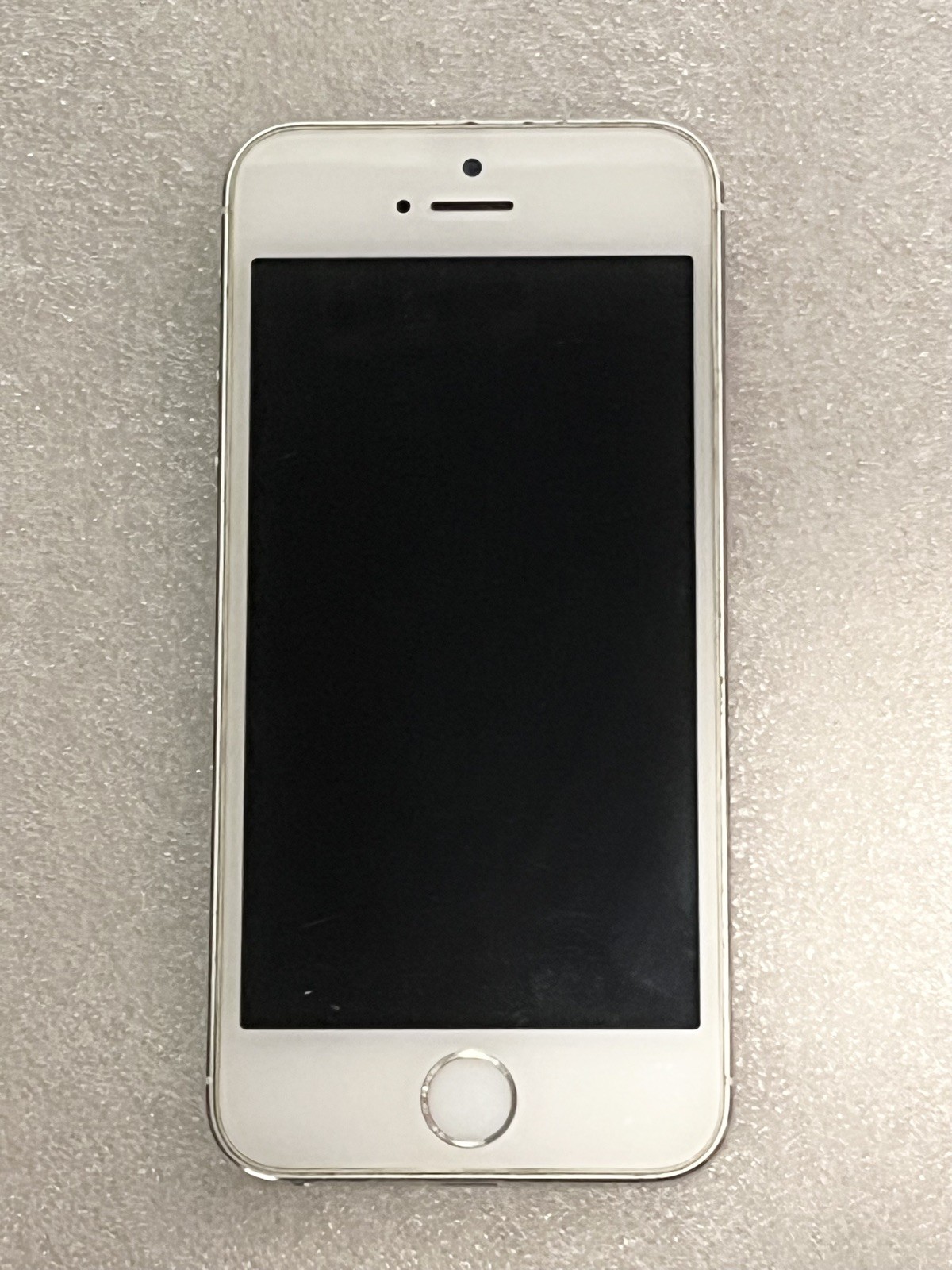 Apple iPhone SE 1st Gen  Silver (Read Desc)