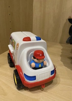 Rettungswagen Krankenwagen Ambulance Spielzeug Auto Mit Licht Und Sound
