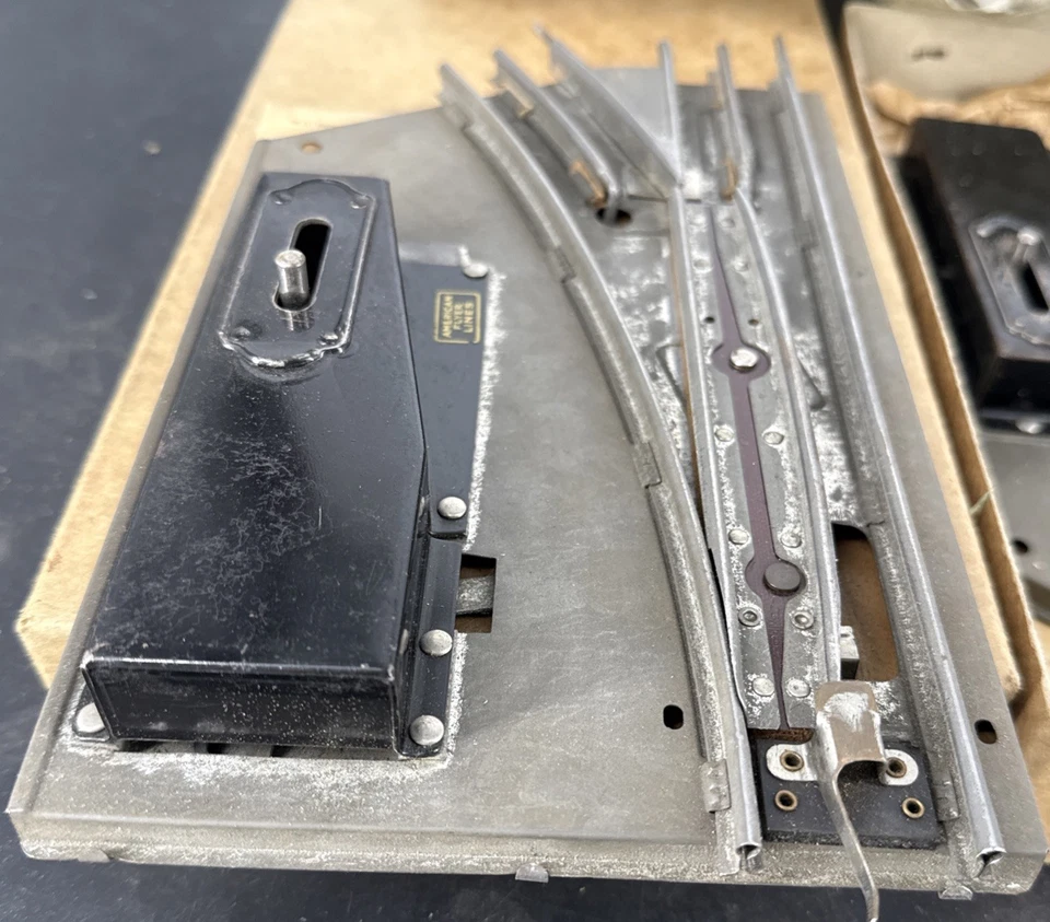 AMERICAN FLYER model 665 One Pair-Manual Control Track Switches W/ Original Box - Image 4 of 4