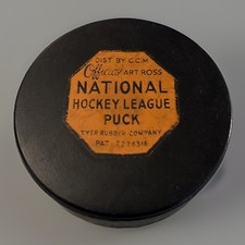 Vintage 1950s Art Ross Tyer PAT# CCM Hockey Puck &ndash; Colorado College Tigers NCAA