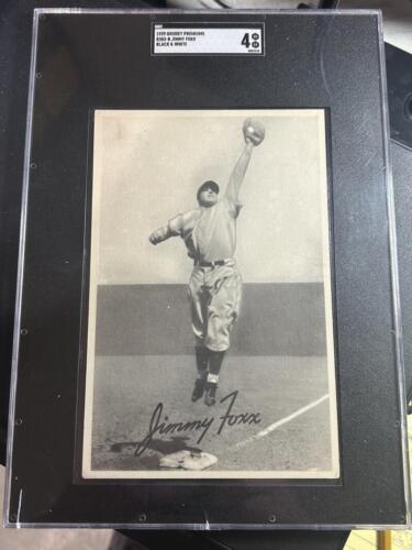 1939 Goudey Premiums R303-B Jimmie Jimmy Foxx Black & White SGC 4 (slab cracked) - Picture 1 of 3