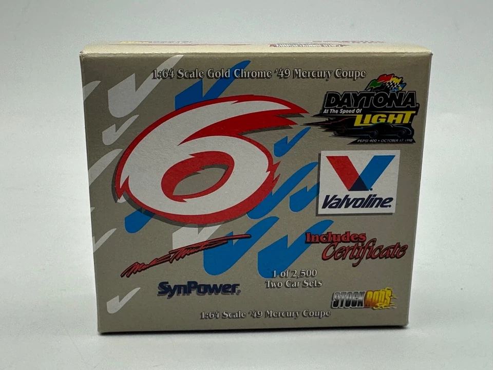 Juego de 2 Mercury 1949 cupé Valvoline Racing, 1:64, nuevo en caja Foto 2 de 4