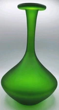 Gorgeous Mid Cen. Scavo Tall Blown Vase Vibrant Green Glass Excellent Qlty *SEE!