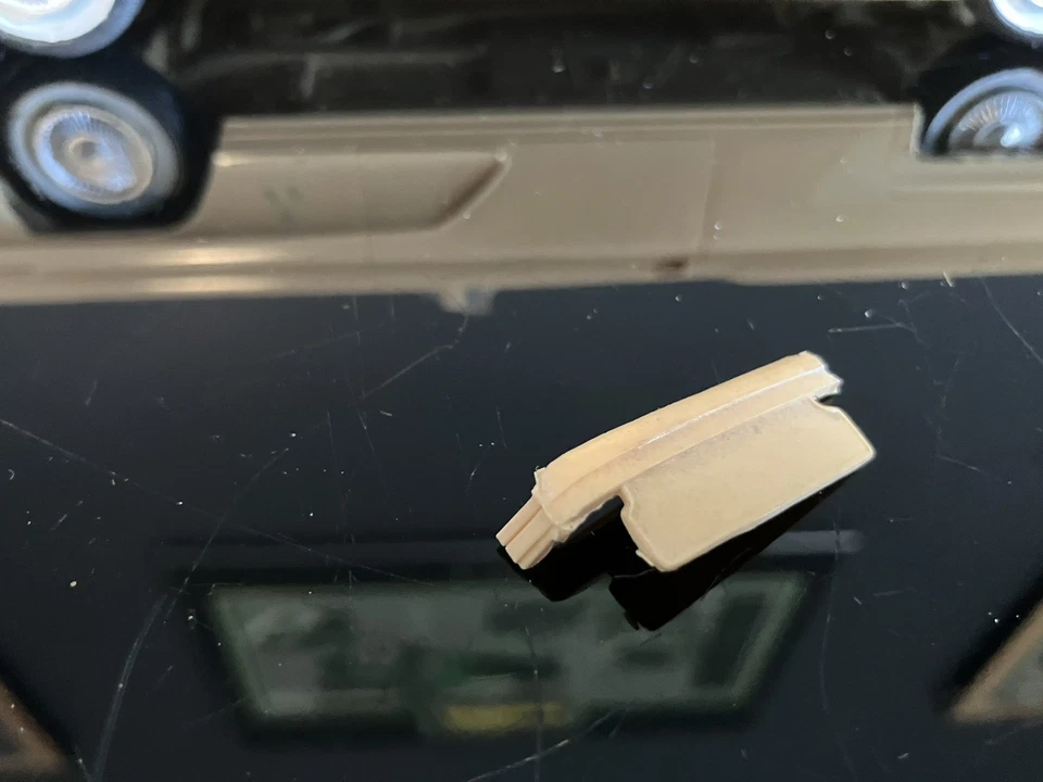 AMT 1959 Lincoln Mark IV Convertible Screw Bottom For Parts Or Resto W/ Extra - Image 4 of 4