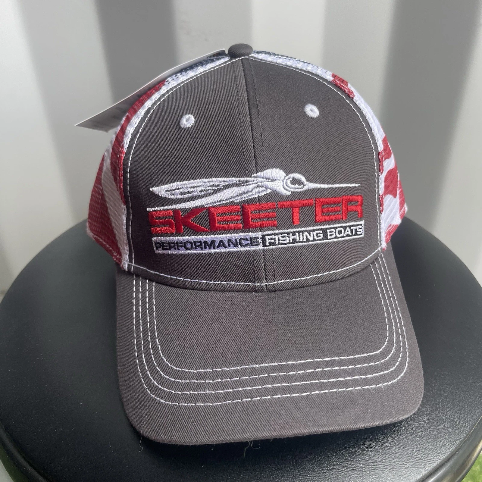 New Skeeter Bass Boats Trucker Hat Mesh USA Flag Fishing Red SnapBack