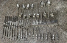 Oneida Community Brahms Stainless Flatware Lot 33 Piece Dinner Salad Fork Spoons