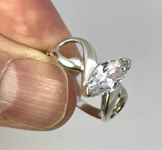 HIGH SPARKLE WHITE STONE Solid Sterling Silver 92… - image 4