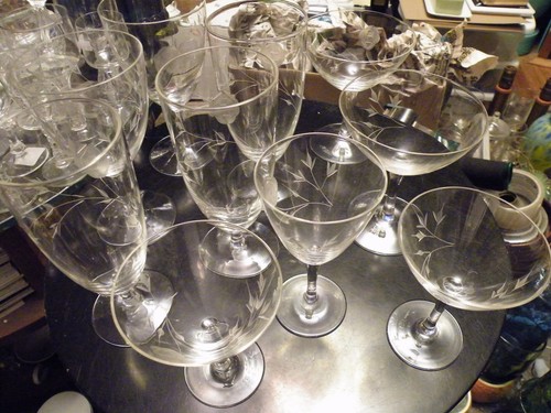 Scarce Set of 10 Lifetime ROSE Mid Century Crystal Gray Cut Stems Various Sizes - Picture 2 of 10