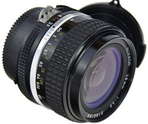 NIKON Ais 28mm 3.5 Nikkor