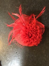 Fascinator Hat Mesh Net Feather Cocktail Party Hat Flower Medium Red