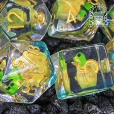 Sage's Dragon Hatchling Familiar Resin Polyhedral Dice Set | TTRPG Dnd Dice